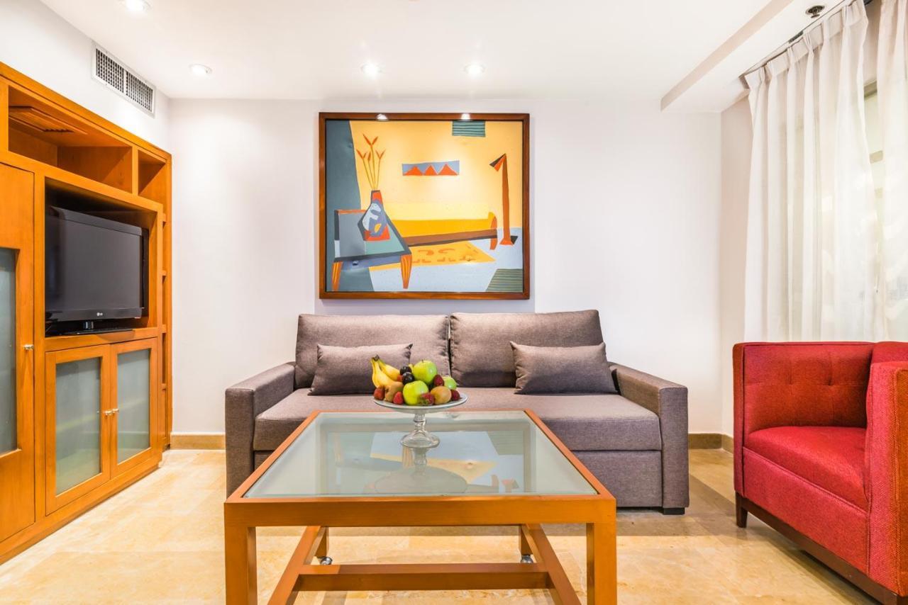 Eurostars Zona Rosa Suites Mexico City Luaran gambar Living room